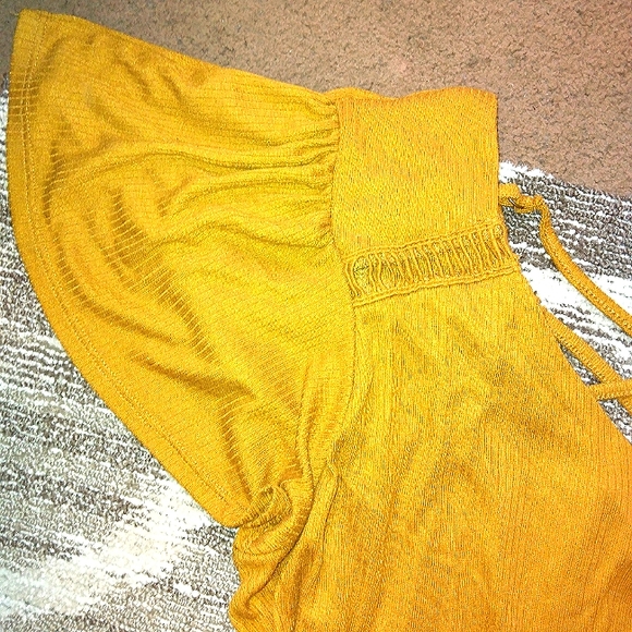 NWOT Women's MASSINI Ribbed Criss-cross Back Dressy Short Sleeve Top XL - Picture 6 of 13